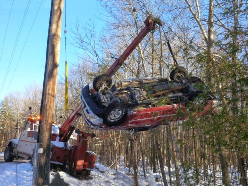 Jorgensen Towing | 3801 ON-28, Lakefield, ON K0L 2H0, Canada | Phone: (705) 652-0438