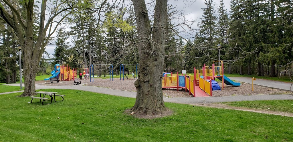 Ashton Meadows Park | 202 Calvert Rd, Markham, ON L6C 1T5, Canada