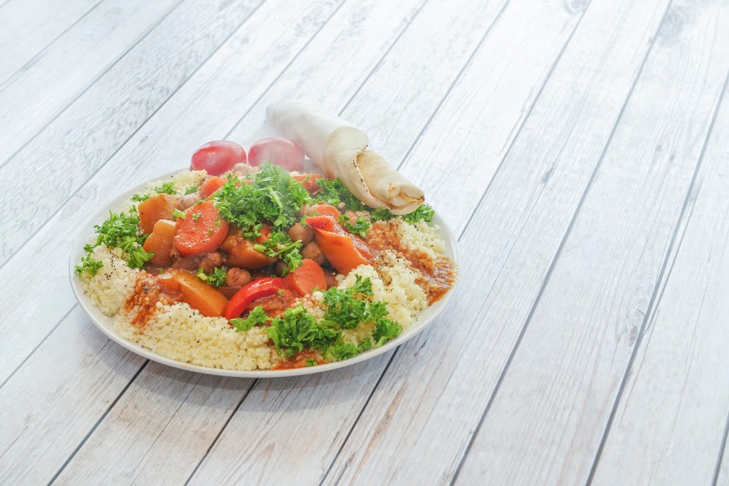 Restaurant LaShish Airlie | 9150 Rue Airlie, LaSalle, QC H8R 2A5, Canada | Phone: (438) 333-7475