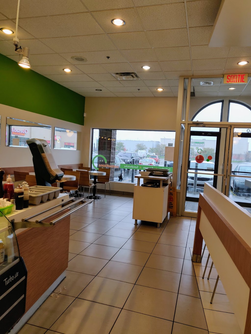 Salades Sensations | 2640 Bd Daniel-Johnson, Laval, QC H7T 2K1, Canada | Phone: (450) 687-0777
