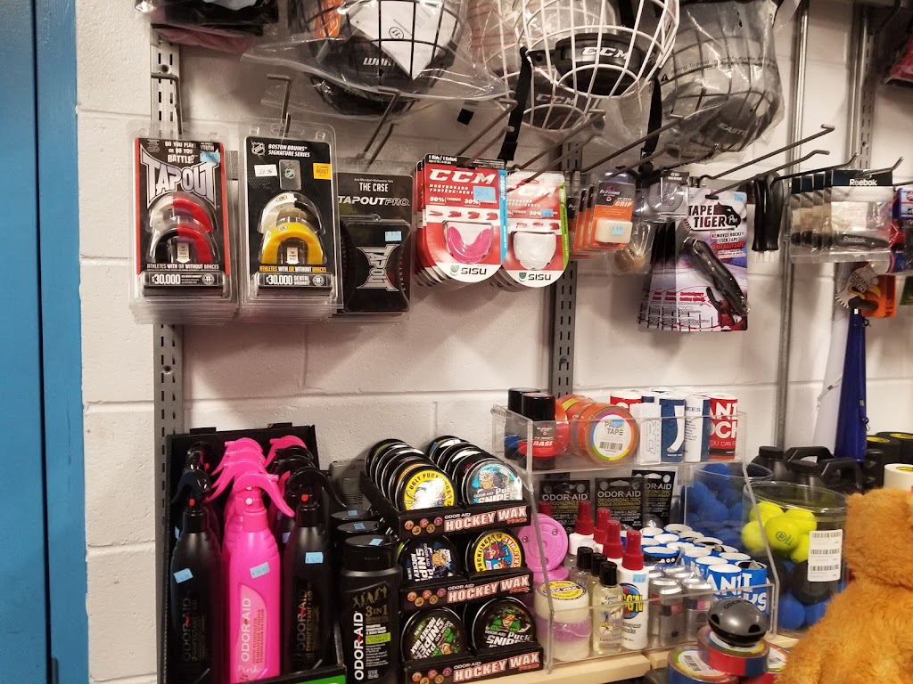 Rink Side Sports | 20 Randy Jones Way, Quispamsis, NB E2E 0B3, Canada | Phone: (506) 848-5913