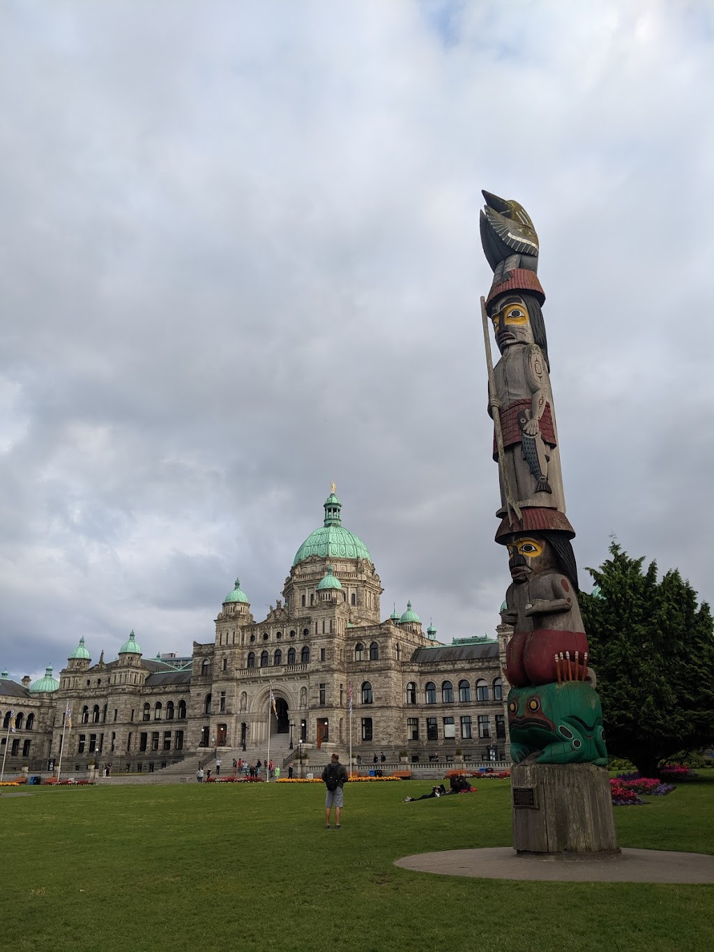 Inner Harbour Lower Pathway | 2l8, 501 Belleville St., Victoria, BC V8V 2L8, Canada | Phone: (250) 893-6794