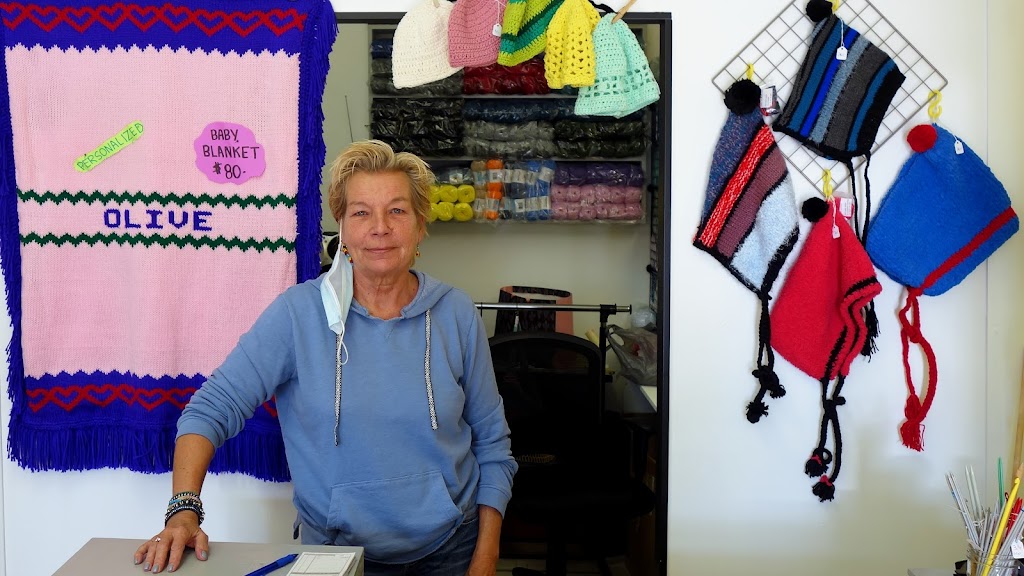 Just Knittin Around | 207 Manitoba Ave, Selkirk, MB R1A 0Y4, Canada | Phone: (204) 226-9965