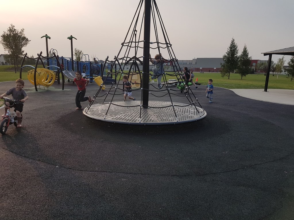 Hollick Kenyon Park | T5Y 0R1,, 15716 54 St NW, Edmonton, AB T5Y 0R1, Canada