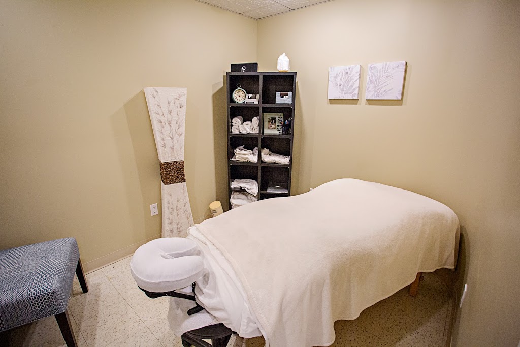 Katys Touch | 2 Queen St N, Tilbury, ON N0P 2L0, Canada | Phone: (519) 682-1188