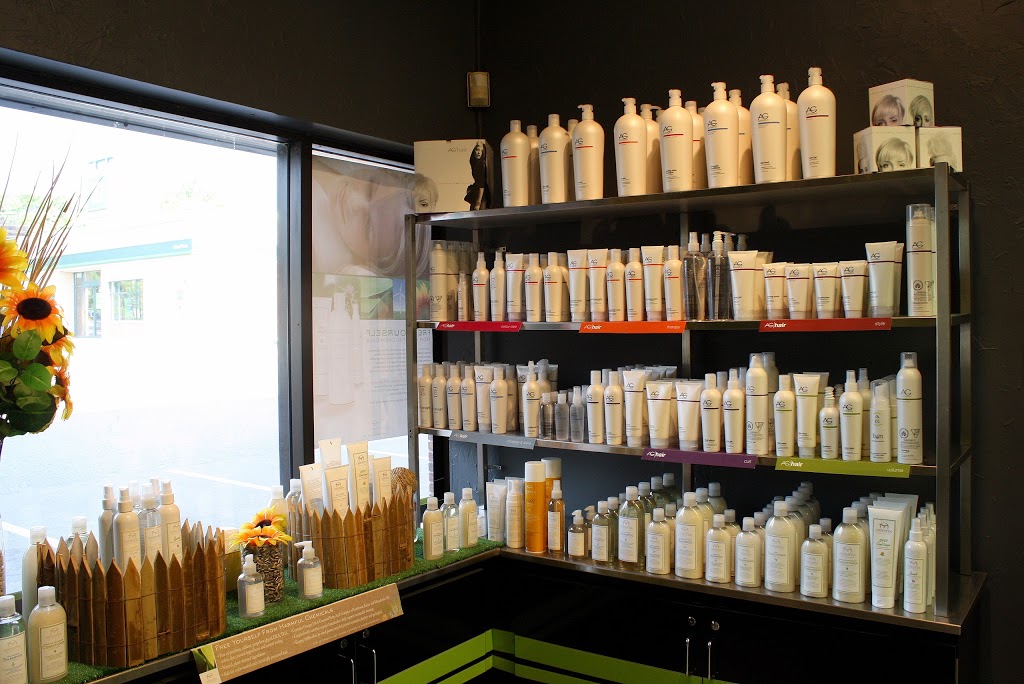 Jingles Hair Design | 281 Port Union Rd, Scarborough, ON M1C 2L3, Canada | Phone: (416) 281-2504