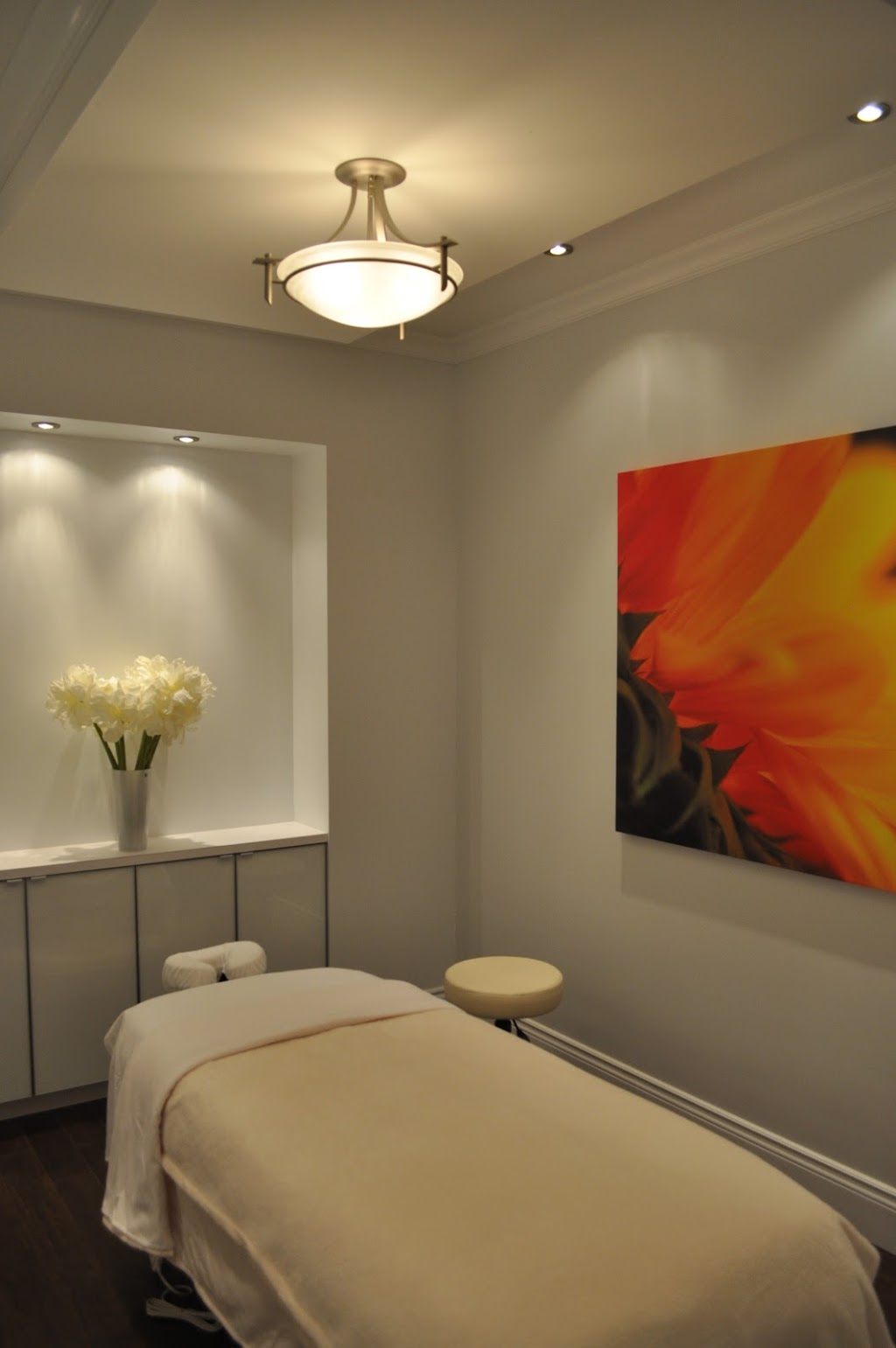 Massage Magic | 7-1500 Weber St E, Kitchener, ON N2A 2Y5, Canada | Phone: (519) 894-2612