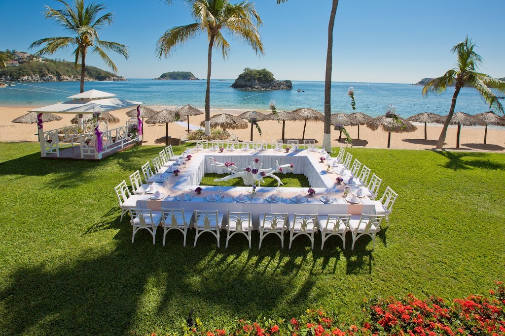Liz Moore Destination Weddings | 210-4280 Bayview St, Richmond, BC V7E 0B3, Canada | Phone: (877) 978-7555