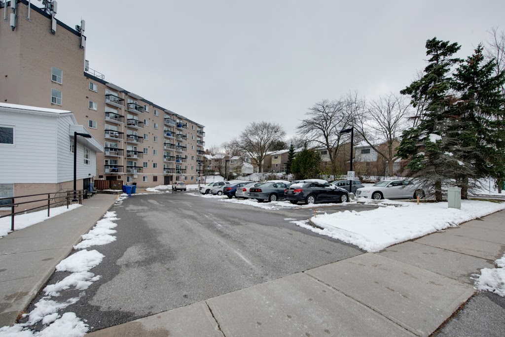 Orchard Heights Place | 57 Orchard Heights Blvd, Aurora, ON L4G 2Z7, Canada | Phone: (437) 333-0561
