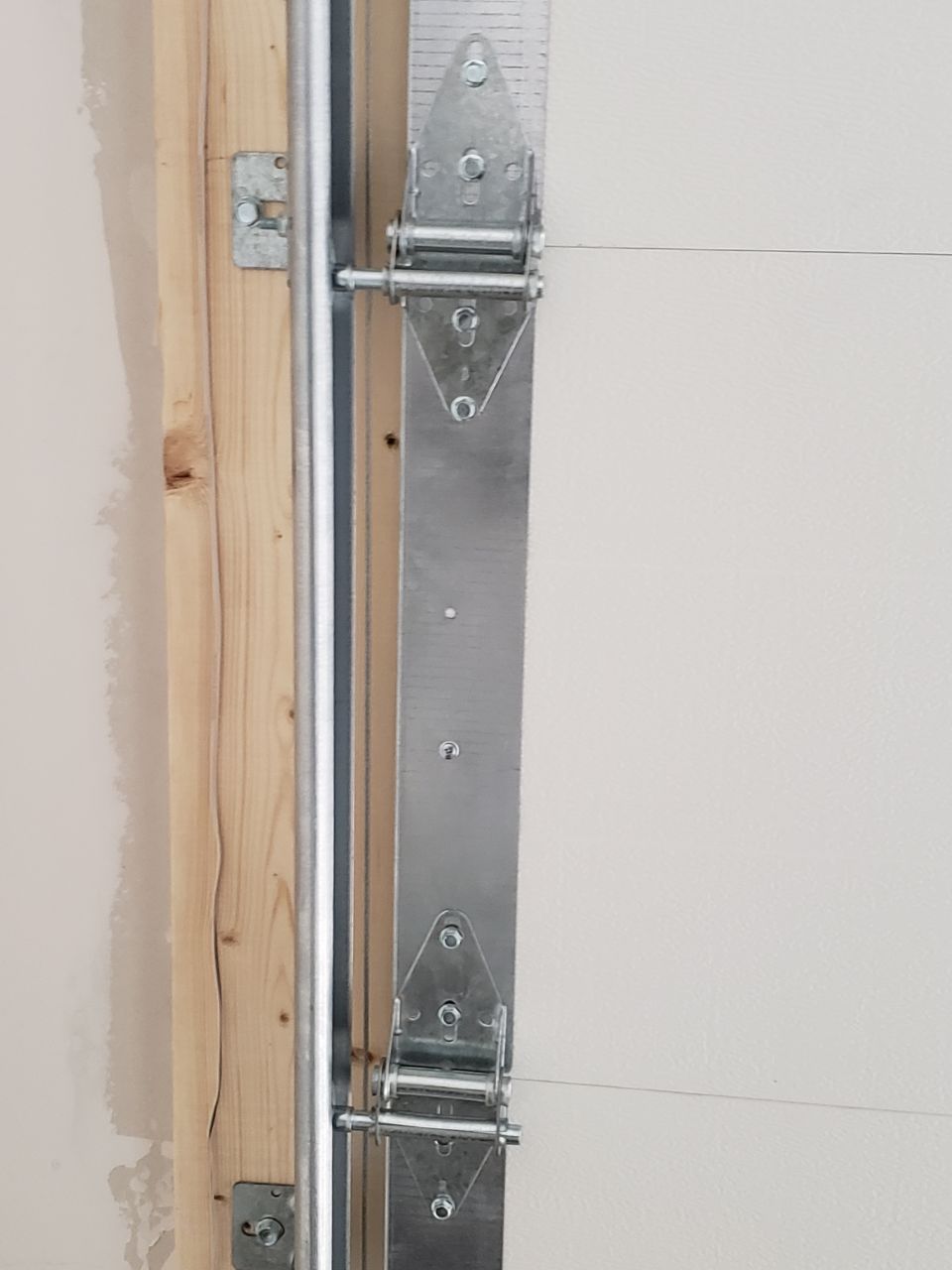 Markham Garage Door | 4 Isabella Peach Dr, Markham, ON L6C 1J4, Canada | Phone: (647) 370-1675