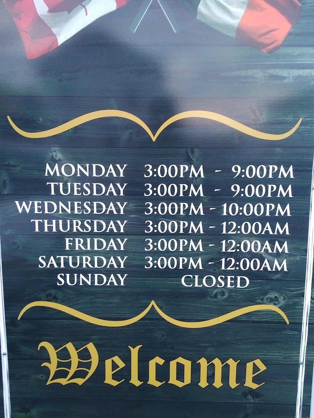 McMackens | 37 John St, Sturgeon Falls, ON P2B 1Y2, Canada | Phone: (705) 753-1199