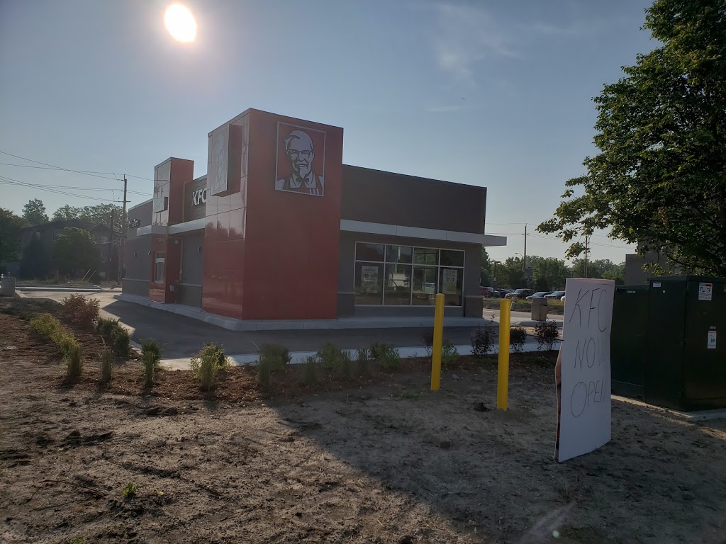 KFC | 1840 Huron Church Rd, Windsor, ON N9C 2L5, Canada | Phone: (226) 216-2534