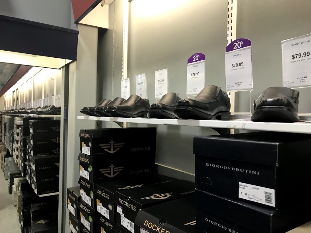 The Shoe Company | 5935 Mavis Rd #6, Mississauga, ON L5R 3T7, Canada | Phone: (905) 712-4949