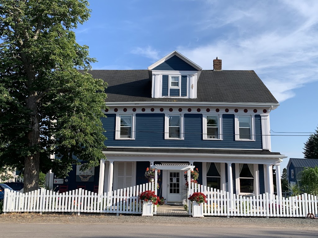 The Georgetown Inn | 62 Richmond St, Georgetown, PE C0A 1L0, Canada | Phone: (902) 652-2511
