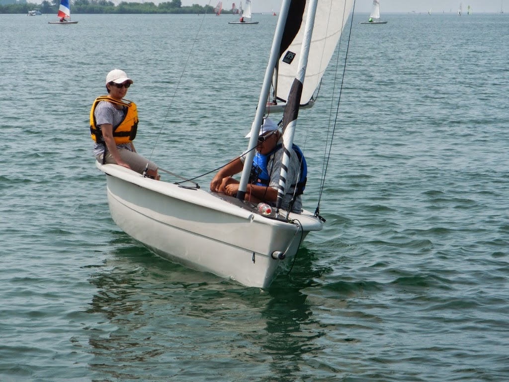 Sailing Fanatics | 14 Regatta Rd, Toronto, ON M5A 0B7, Canada | Phone: (647) 361-1781