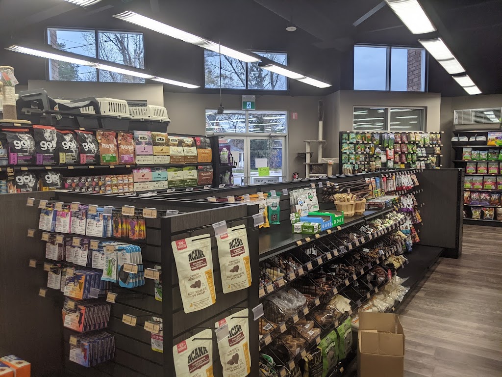 Pet Valu | 7423 ON-26, Stayner, ON L0M 1S0, Canada | Phone: (705) 617-1222