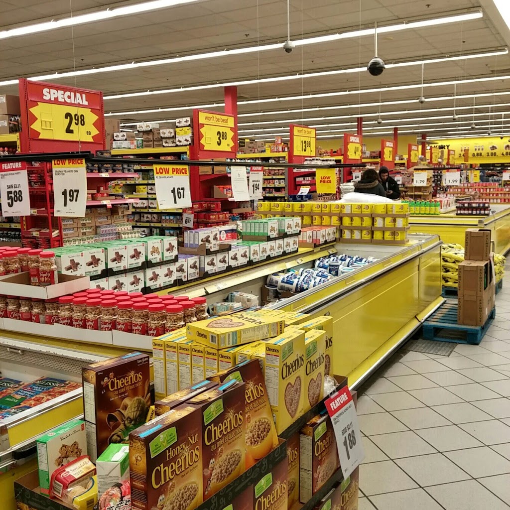 Scotts No Frills | 700 Balmoral Dr, Brampton, ON L6T 1X2, Canada | Phone: (866) 987-6453