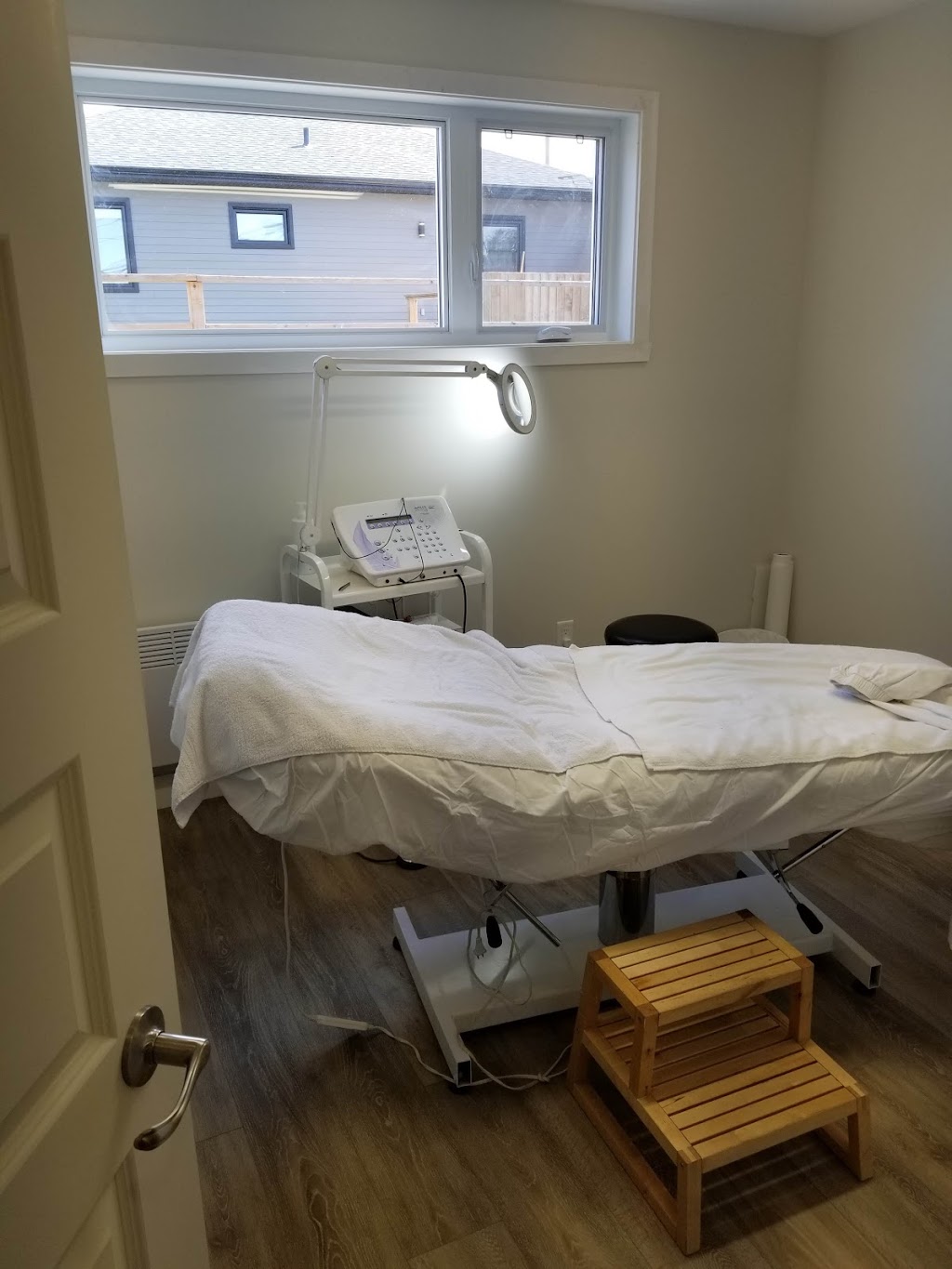 Dermoesthetique MarieÈve | 3697 Rte des Rivières, Saint-Étienne-de-Lauzon, QC G6J 1G5, Canada | Phone: (418) 619-0987