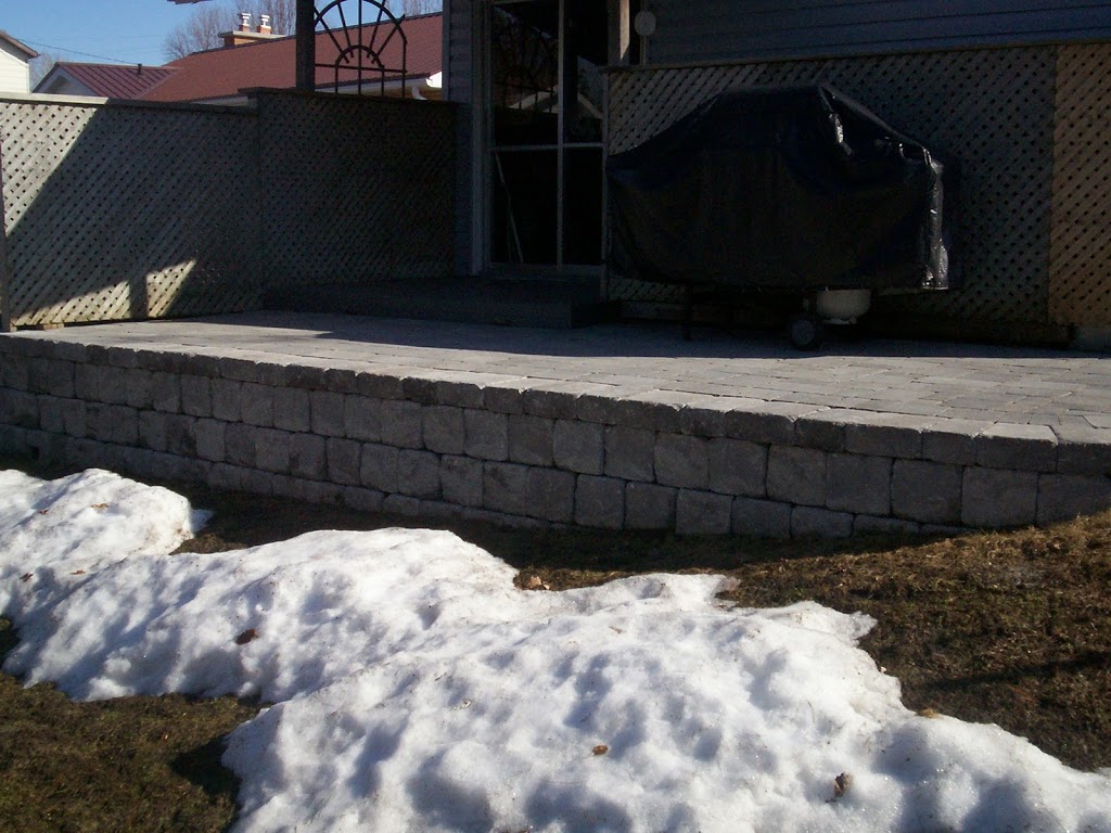 St Lawrence Paving Stone and Landscaping | 1422 County Road 2 West, Brockville, ON K6V 5T3, Canada | Phone: (613) 349-9160