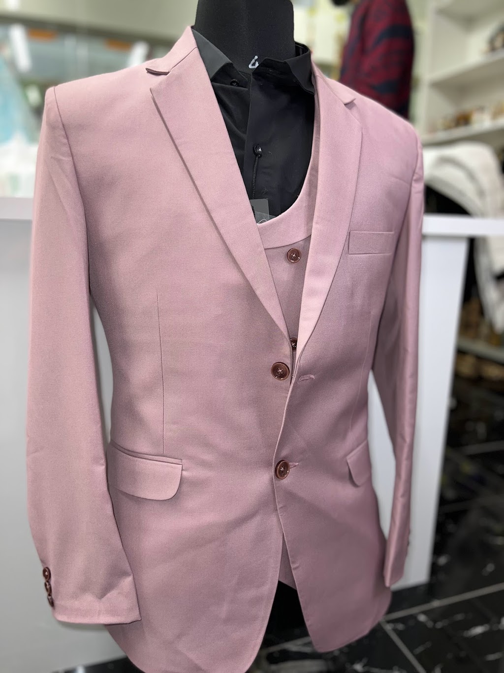 Arora Fashion Palace | 260300 Writing Creek Cres shop H31, Balzac, AB T4A 0X8, Canada | Phone: (587) 664-9308