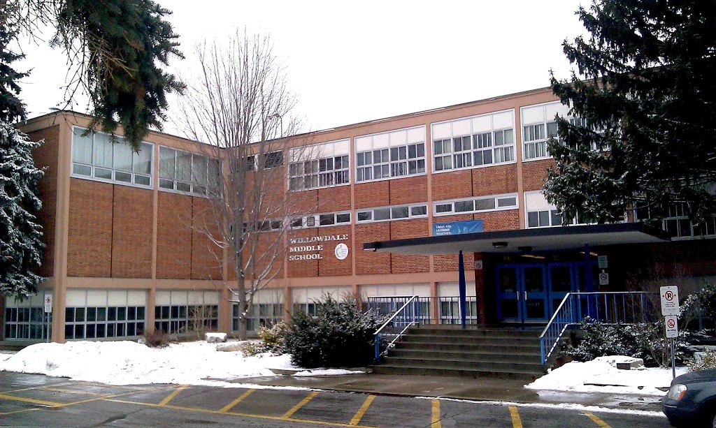 Willowdale Middle School 225 Senlac Road, Toronto, ON M2R 1P6, Canada