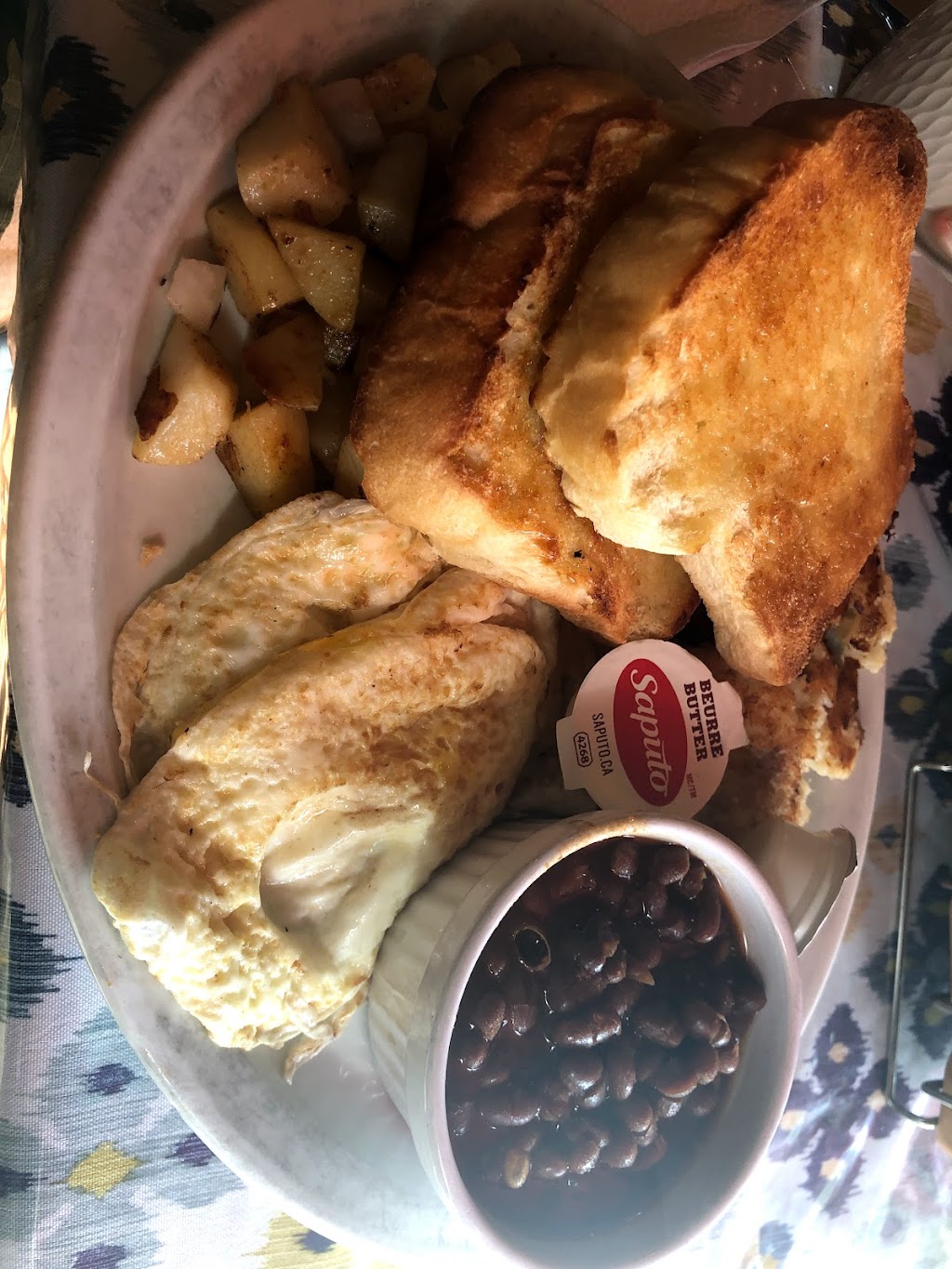 Ks East Side Cafe | 607 Rothesay Av, Saint John, NB E2H 2G9, Canada | Phone: (506) 642-6291