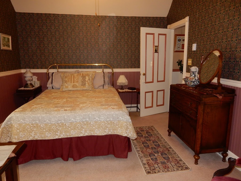 Richmond House | 4008 Pleasant Valley Rd, Vernon, BC V1T 4M2, Canada | Phone: (250) 549-1767