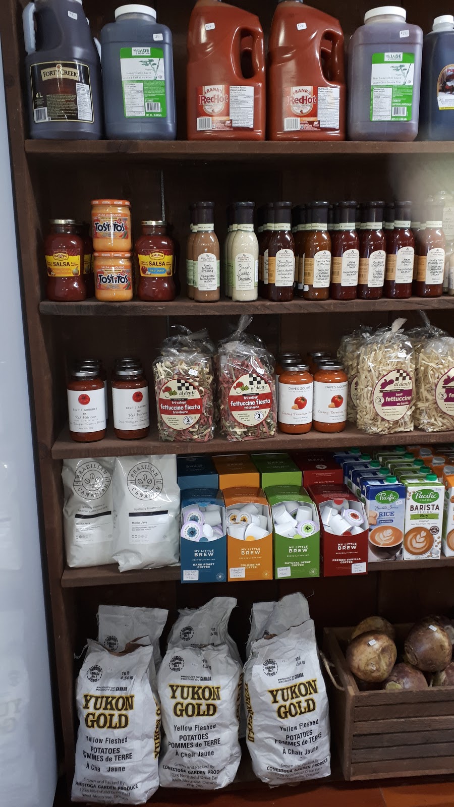 The Red Express | 21 Elora St S, Clifford, ON N0G 1M0, Canada | Phone: (519) 292-1404