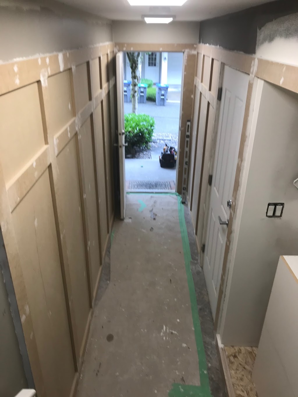Kits Kitchen, Bath And Floors Ltd. | 131 E Columbia St, New Westminster, BC V3L 3V9, Canada | Phone: (604) 941-5377