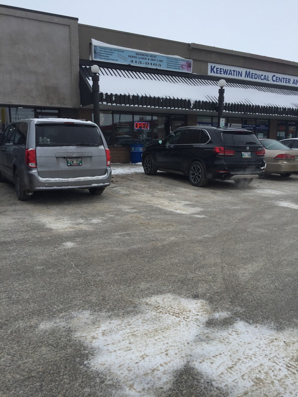 Richmond Skin and Laser Centre | 998 Keewatin St, Winnipeg, MB R2R 2V1, Canada | Phone: (204) 415-9165