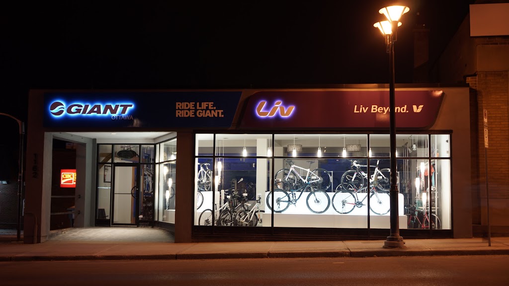 Giant Ottawa | 1162 Bank St, Ottawa, ON K1S 3X8, Canada | Phone: (613) 731-7200