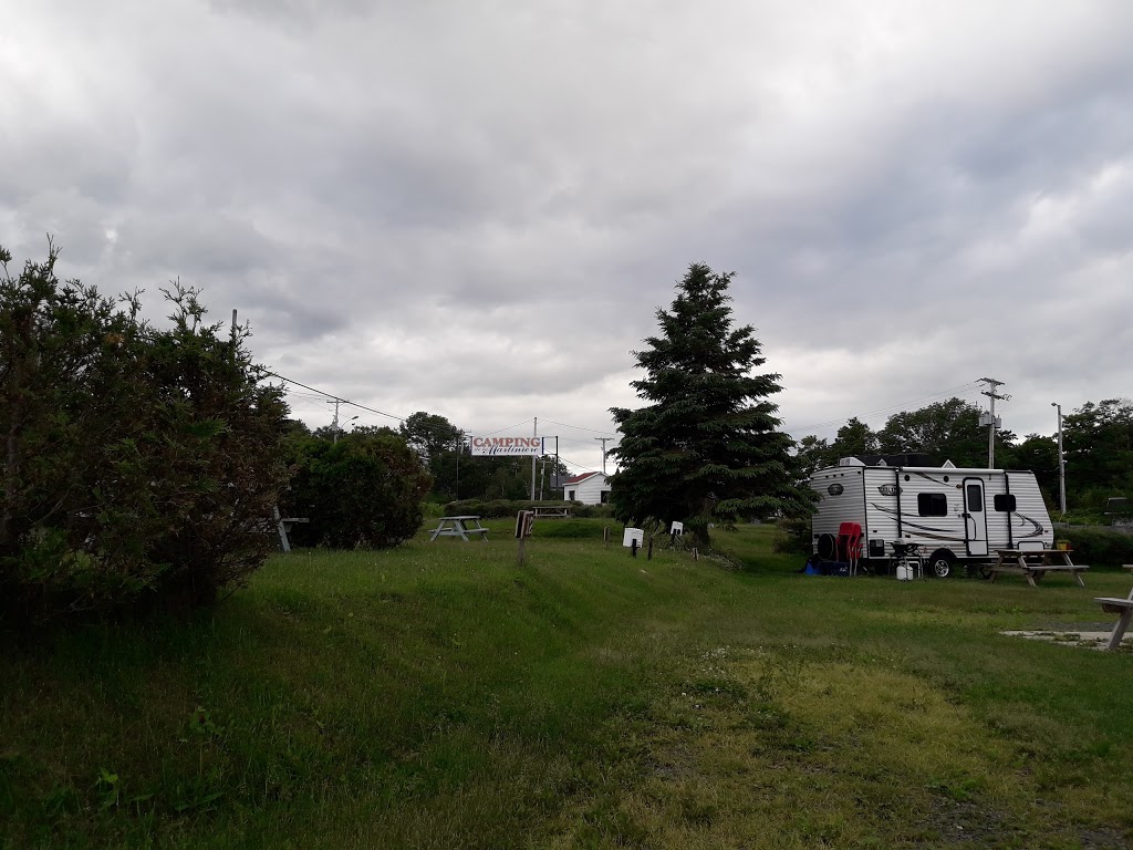 Camping du Fort de la Martinière | 9825 Boulevard Guillaume-Couture, Lévis, QC G6V 9R4, Canada | Phone: (418) 835-9060