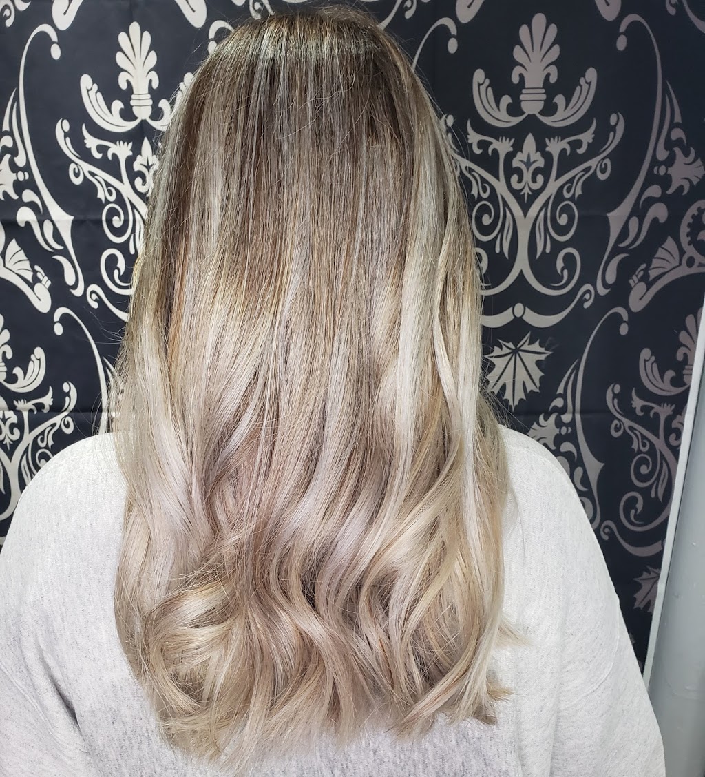 Hair Up 2 Date | 1674 Renfrew St, Vancouver, BC V5K 4E1, Canada | Phone: (604) 254-6499
