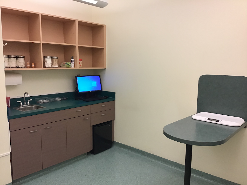 Kenaston Veterinary Hospital | 110-2355 McGillivray Blvd, Winnipeg, MB R3Y 0A1, Canada | Phone: (204) 219-6607