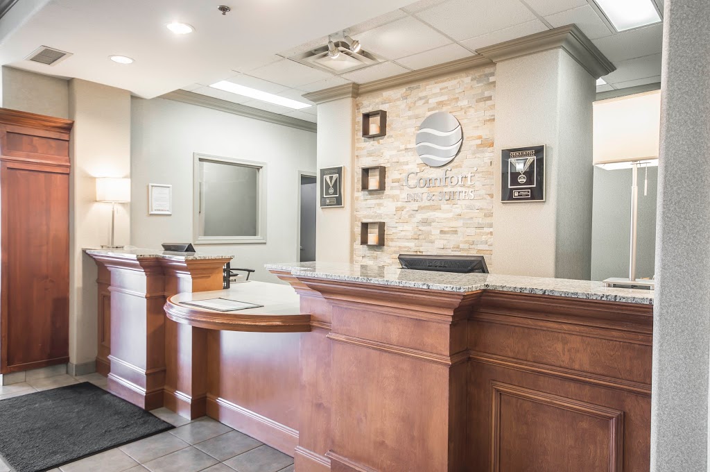Comfort Inn & Suites | 1090 22 St NE, Salmon Arm, BC V1E 2V5, Canada | Phone: (250) 832-7711