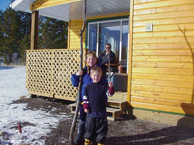 Crowsnest Mountain Resort | 100 Wolfstone Drive, Box 190, Coleman, AB T0K 0M0, Canada | Phone: (403) 562-7993