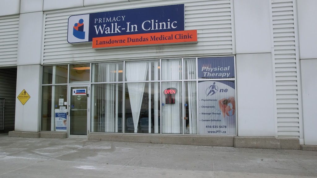 Primacy - Lansdowne Dundas Medical Clinic | 222 Lansdowne Ave, Toronto, ON M6K 3C6, Canada | Phone: (647) 725-6555