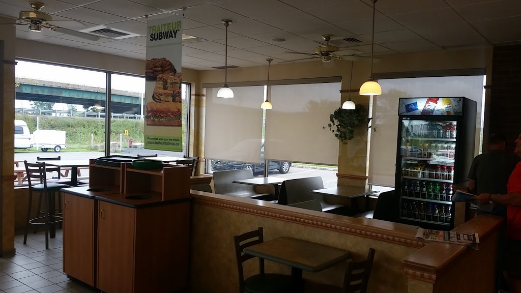 Restaurant SUBWAY | 1111 Boulevard Gilles Villeneuve, Berthierville, QC J0K 1A0, Canada | Phone: (450) 836-4111