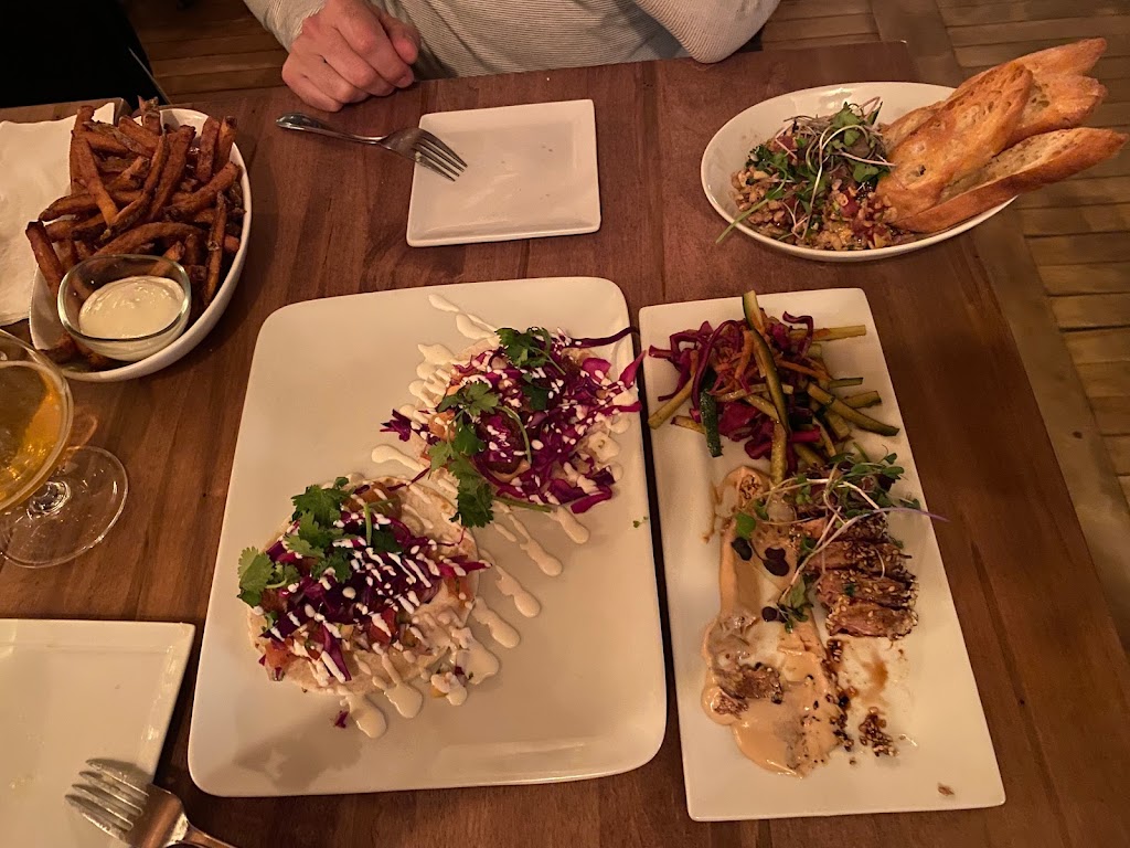 Le Bouc Émissaire | 515 Rue Principale, Saint-Donat-de-Montcalm, QC J0T 2C0, Canada | Phone: (819) 424-2222