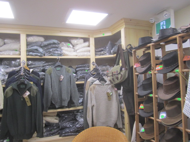 London Trading Post | 3 King St E, Bobcaygeon, ON K0M 1A0, Canada | Phone: (705) 738-1956