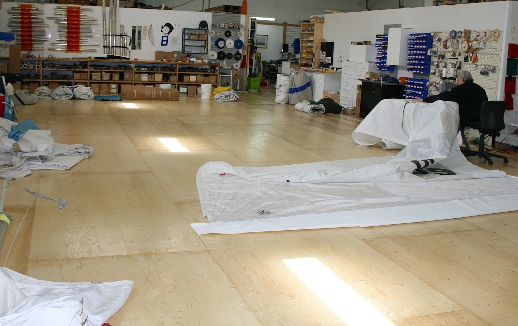 Voiles Saintonge inc | 260 Rue Saint-Urbain #45, Granby, QC J2G 8M8, Canada | Phone: (418) 254-1698