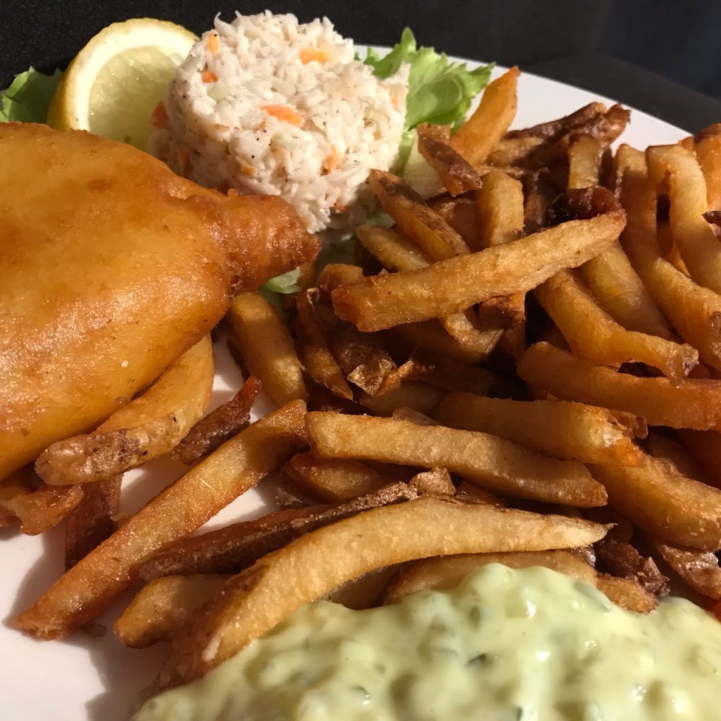 Marthas Pizza II | 746 Bedford Hwy, Halifax, NS B3M 2L8, Canada | Phone: (902) 832-2020