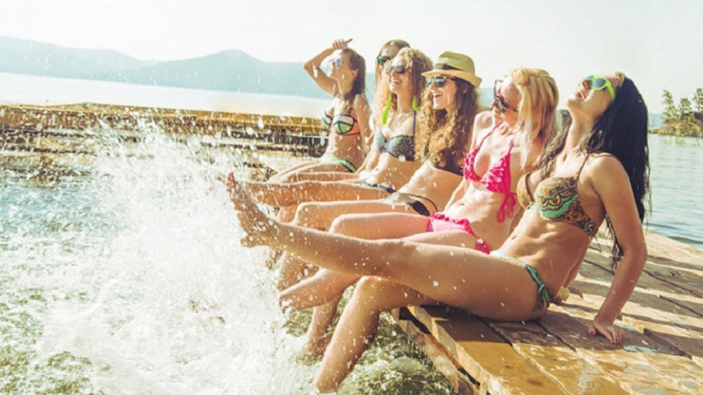 Travel Chicks | 81 Goebel Dr, Spruce Grove, AB T7X 1Z9, Canada | Phone: (866) 934-8463