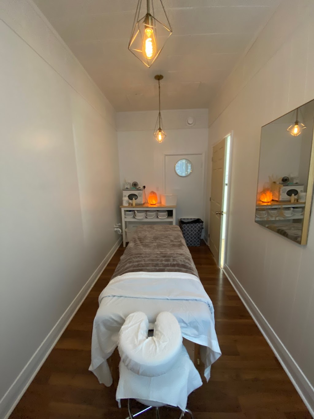 Ilderton Massage Clinic | 13238 Ilderton Rd, Ilderton, ON N0M 2A0, Canada | Phone: (226) 919-7741