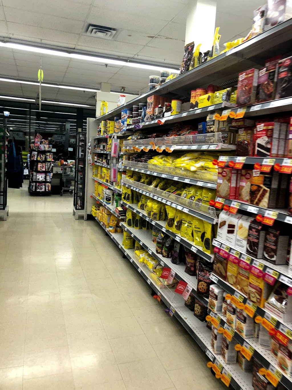 Valu-mart | 5 Main St, Morrisburg, ON K0C 1X0, Canada | Phone: (613) 543-2802