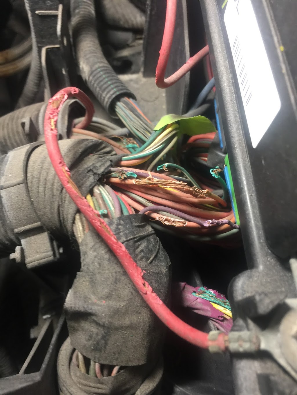Autotronics AC Specialist | 2334 Wyecroft Rd B14, Oakville, ON L6L 6M7, Canada | Phone: (905) 849-5615