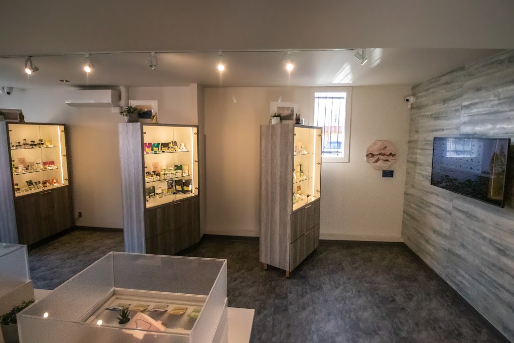 Jima Cannabis - Douglas | 2622 Douglas St, Victoria, BC V8T 4M1, Canada | Phone: (778) 900-0224