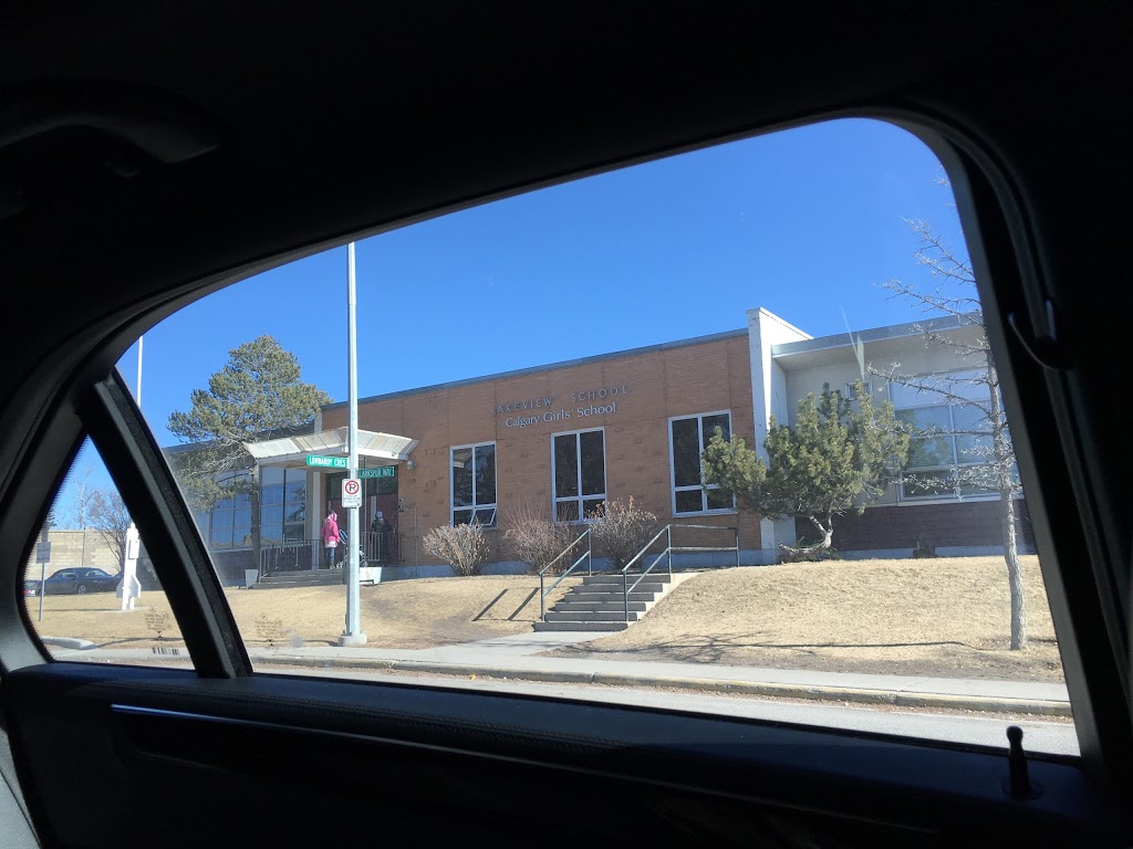 Calgary Girls School | 6304 Larkspur Way SW, Calgary, AB T3E 5P7, Canada | Phone: (403) 220-0745