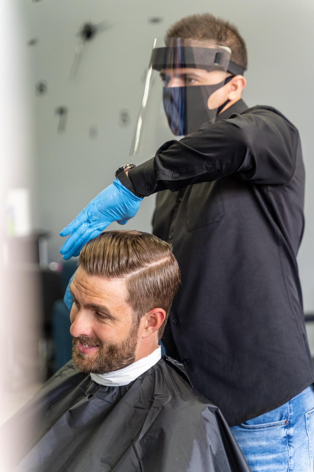 Fabulous Barbershop | 2549 Baseline Rd, Ottawa, ON K2H 7B3, Canada | Phone: (613) 820-0128