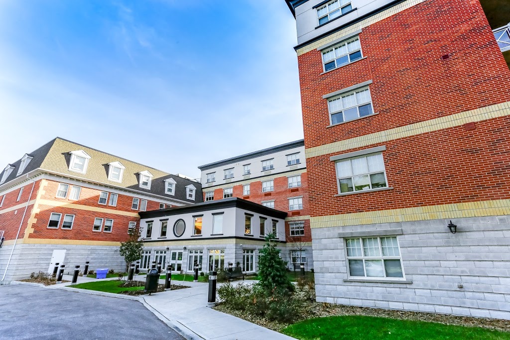Lynde Creek Manor Retirement Community | 50 Paul Burns Way, Whitby, ON L1R 2Y9, Canada | Phone: (905) 665-9227
